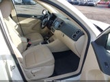 Volkswagen Tiguan Wolfsburg Edition WVGBV7AX6AW520244 снимка