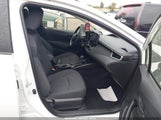 Toyota Corolla Le JTDEPMAE4N3018882 снимка