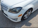 Mercedes-Benz C 250 WDDGF4HB9DR282415 снимка