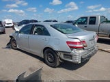 Toyota Camry Le 4T1BF3EK5BU611197 снимка