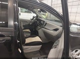 Toyota Sienna L 7 Passenger 5TDZZ3DC4JS950296 снимка