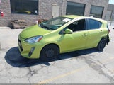 Toyota Prius C Two JTDKDTB31G1133926 снимка