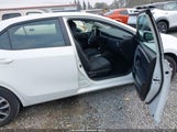 Toyota Corolla Le 5YFBURHE7HP641164 снимка