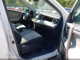 Toyota Rav4 Xle 2T3RFREV0JW723357 снимка