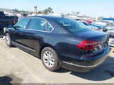 Volkswagen Passat 1.8T S 1VWAT7A3XHC083053 снимка