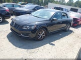 Volkswagen Passat 1.8T S 1VWAT7A32HC009402 снимка
