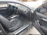 Audi A5 2.0T Premium WAUCFAFR1BA033641 fotografie