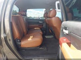Toyota Tundra Limited 5.7L V8 5TBDV58137S477485 fotografie
