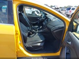 Ford Focus Titanium 1FAHP3N23CL435677 photo