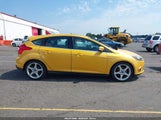 Ford Focus Titanium 1FAHP3N23CL435677 photo