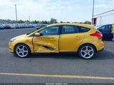 Ford Focus Titanium 1FAHP3N23CL435677 fotografie