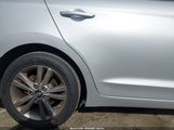 Hyundai Elantra Sel 5NPD84LF0JH256497 fotografie