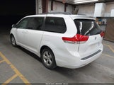 Toyota Sienna Le V6 5TDKK3DC1BS110368 снимка