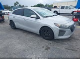 Hyundai Ioniq Hybrid Blue KMHC65LC9JU097588 photo