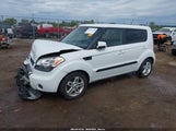 Kia Soul + KNDJT2A21B7316749 снимка
