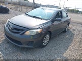 Toyota Corolla Le 5YFBU4EE6CP018134 fotografie