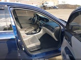 Honda Accord Exl 1HGCR3F85DA008422 снимка