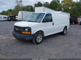 Chevrolet Express  Work Van 1GCSHAF41D1193633 fotografie