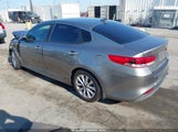Kia Optima Lx 5XXGT4L36JG261281 снимка