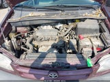 Toyota Sienna Le 4T3ZF13C6YU187821 снимка