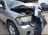 Toyota Tundra Limited 5.7L V8 5TFHY5F11BX200498 fotografie