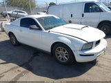 Ford Mustang V6 Deluxe/V6 Premium 1ZVFT80N275369643 снимка