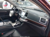 Toyota Highlander Limited V6 5TDDKRFHXGS235106 photo