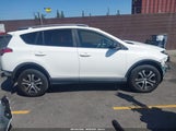 Toyota Rav4 Le JTMZFREV8HJ702751 снимка