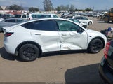 Tesla Model Y Awd/Long Range Dual Motor All-Wheel Drive 7SAYGDEE9PA172257 photo