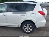 Toyota Rav4 Limited JTMBF31V795012682 снимка