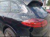 Porsche Cayenne Platinum Edition WP1AA2A22HKA82938 снимка