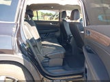 Volkswagen Atlas 2.0T Sel Premium R-Line 1V2FR2CA7RC612240 photo