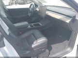 Tesla Model Y Long Range Dual Motor All-Wheel Drive 7SAYGDEE2NF313864 fotografie