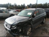 Volkswagen Tiguan 2.0T S 3VV1B7AX3JM110642 снимка