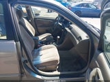 Toyota Camry Le 4T1BG22K4VU128557 fotografie
