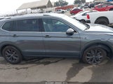 Volkswagen Tiguan 2.0T Se 3VV3B7AXXNM176281 снимка