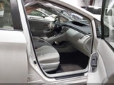 Toyota Prius Two JTDKN3DU7F0395649 снимка