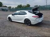 Toyota Camry Xle 4T1B11HK2JU154202 photo