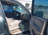 Toyota Tundra Sr5 V8 5TBDT44195S491426 fotografie