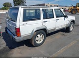 Jeep Cherokee Laredo 1J4FJ58L1KL641947 photo