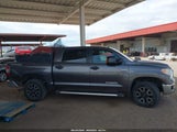 Toyota Tundra Sr5 5.7L V8 5TFEY5F12FX191139 fotografie