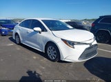 Toyota Corolla Le 5YFEPRAE2LP041434 снимка