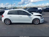 Volkswagen Golf Gti Autobahn 4-Door/S 4-Door/Se 4-Door/Sport 4-Door 3VW447AU2HM045219 fotografie