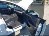 Tesla Model Y Long Range Dual Motor All-Wheel Drive 7SAYGDEE8NA018670 снимка