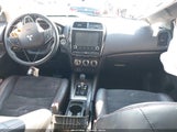 Mitsubishi Outlander Sport 2.0 Se 2Wd/2.0 Se Special Edition 2Wd JA4APVAU6NU003994 снимка