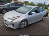 Toyota Prius Two Eco JTDKARFU2G3002734 снимка