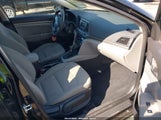 Hyundai Elantra Se KMHD74LF7HU164561 снимка