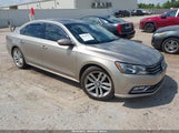 Volkswagen Passat 1.8T Sel/1.8T Sel Premium 1VWCS7A31GC012401 photo