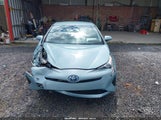 Toyota Prius Two JTDKBRFU1H3037778 снимка