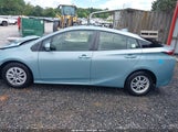 Toyota Prius Two JTDKBRFU1H3037778 снимка